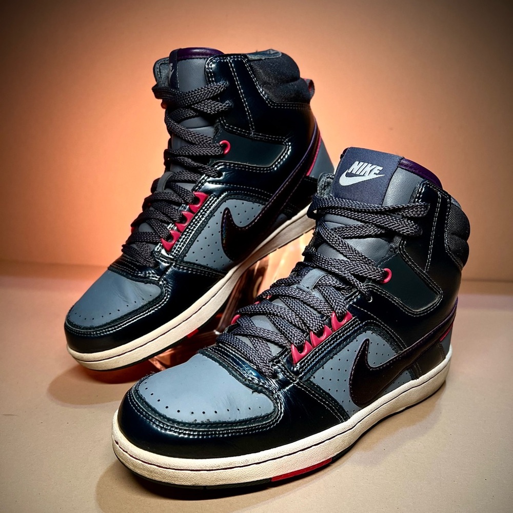 Nike Retro 2009 Delta Lite Mid Hi Top Basketball Sneaker  Gray Pink Size 7.5